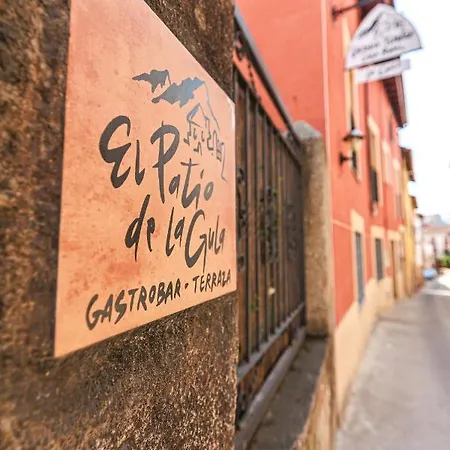 Bed and breakfast La De La Gula 3*